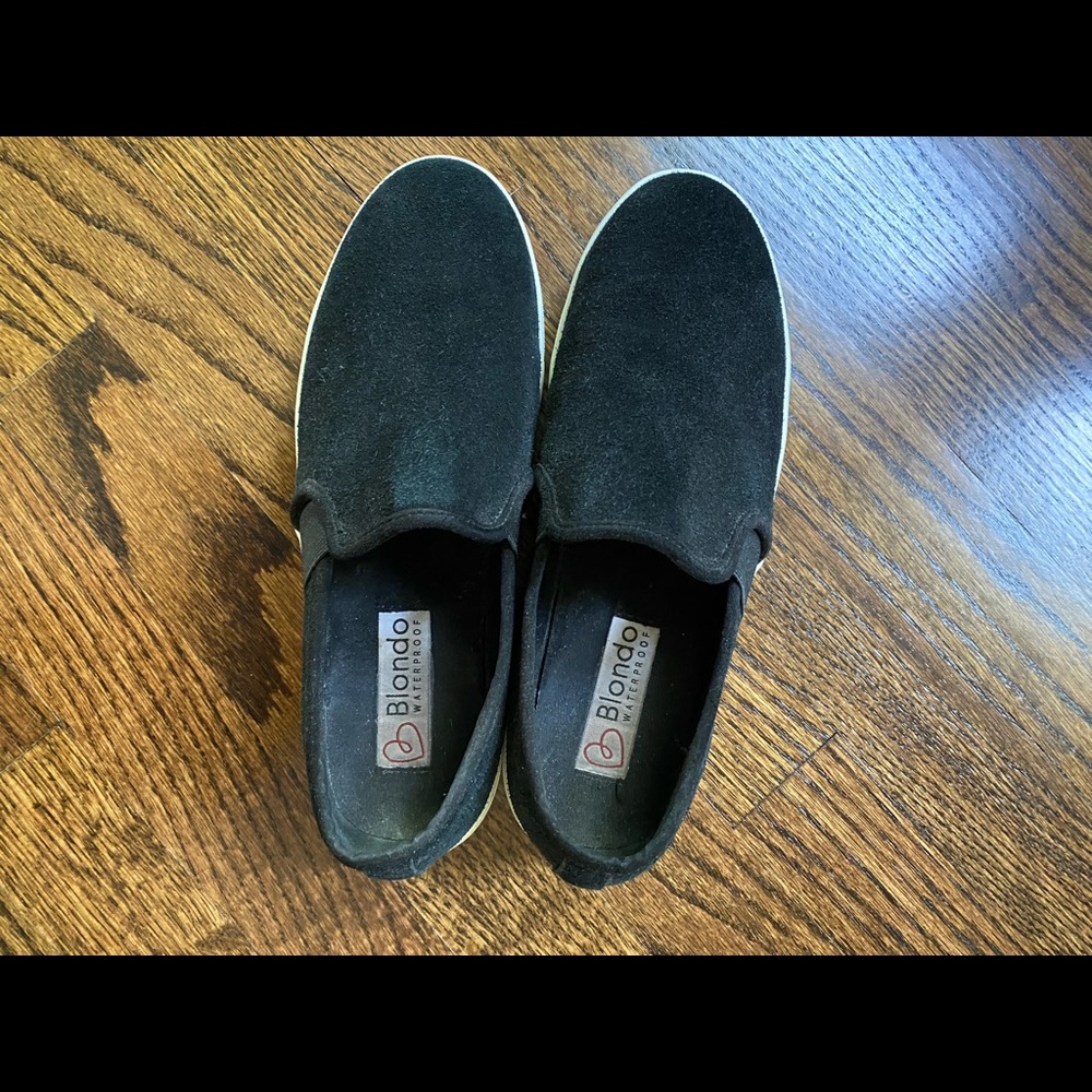 🖤 Blondo Slide-on Sneakers 🖤